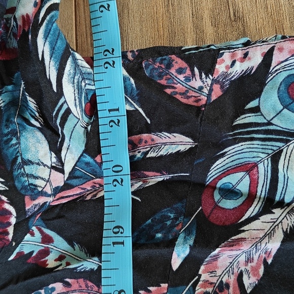 EUC Sheer feather blouse - Picture 4 of 8